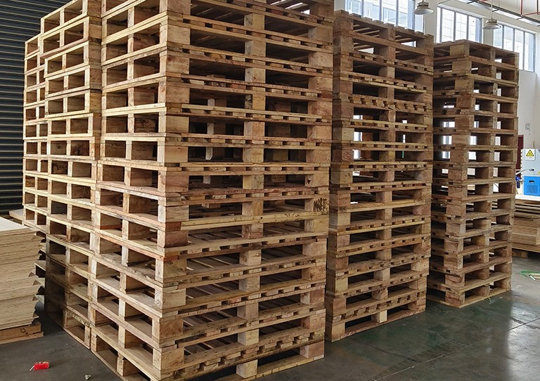 Two-sided forklift wood solid wood thickened pallet 32
