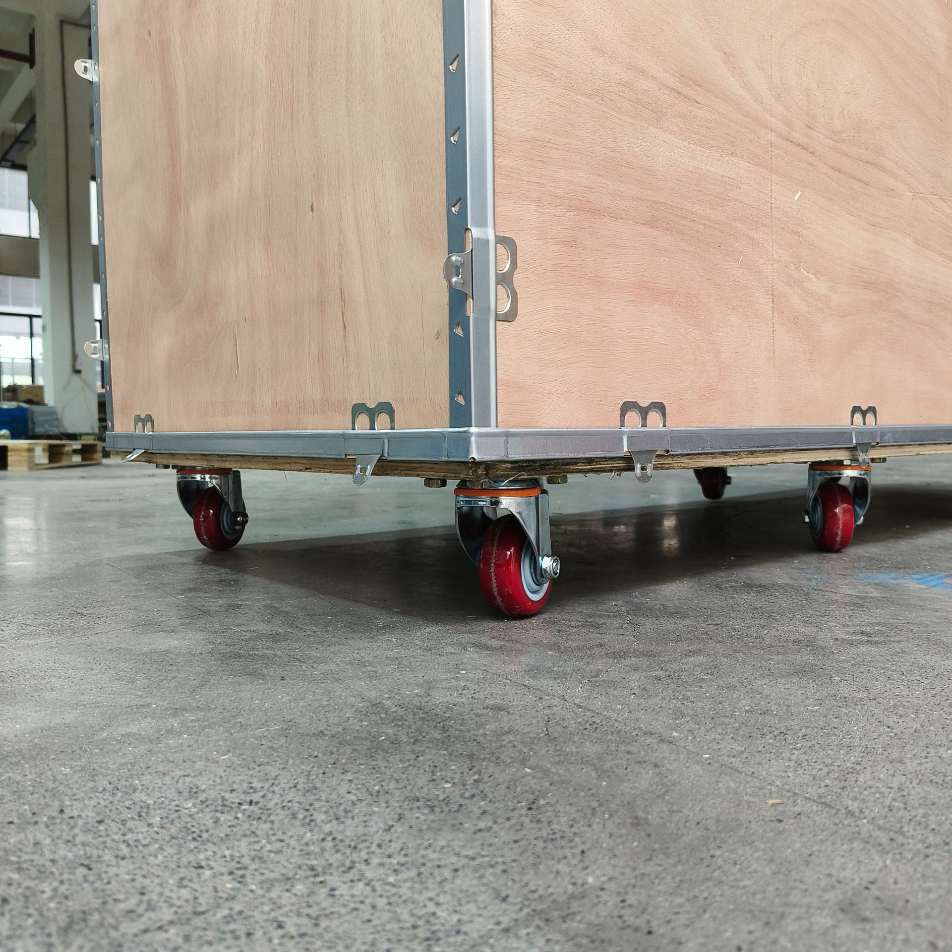 Removable steel-edged plywood shipping container 57
